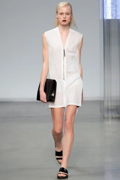 Look 26